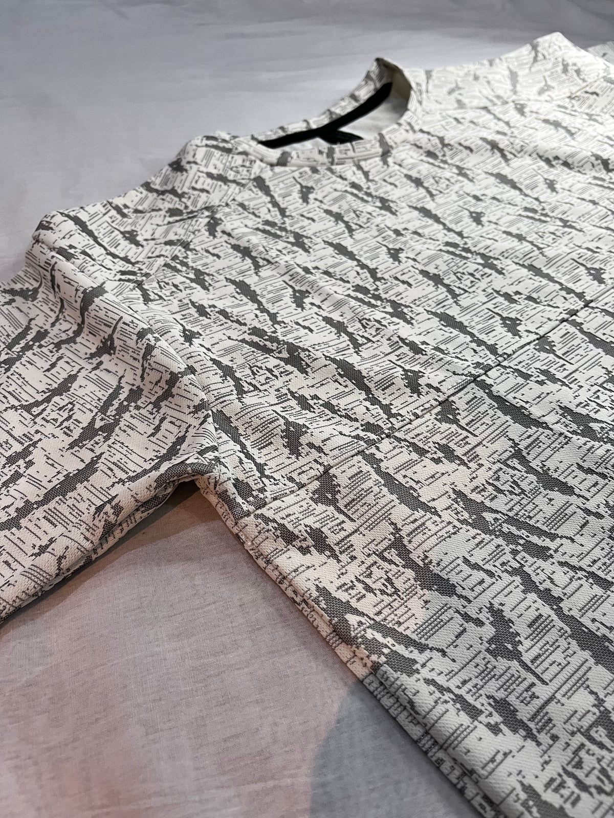 Premium Self-Printed Air Mesh Cotton Polyester T-Shirt | Lightweight & Breathable – SpikezClothing