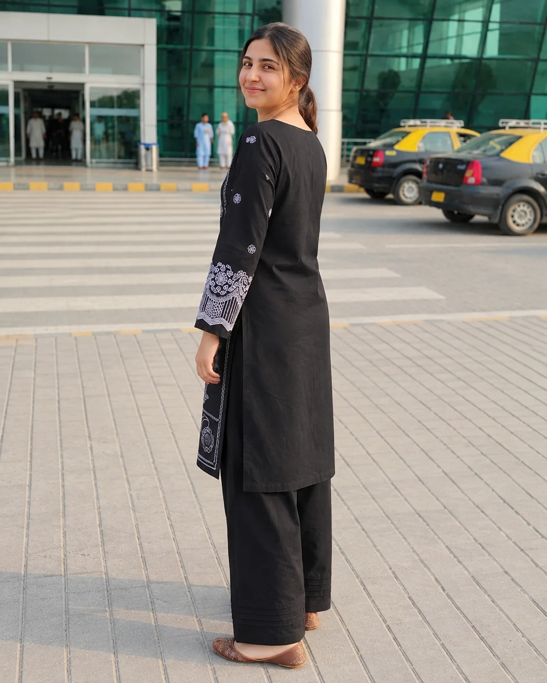 Black Embroidered 2-Piece Suit